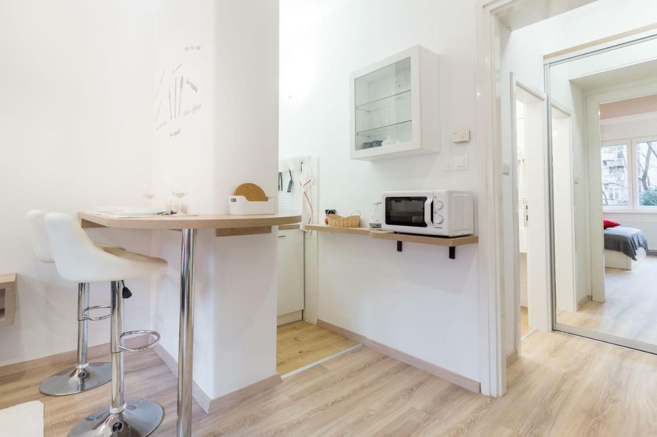 Cosy Romantic Apartment Zagreb Luaran gambar