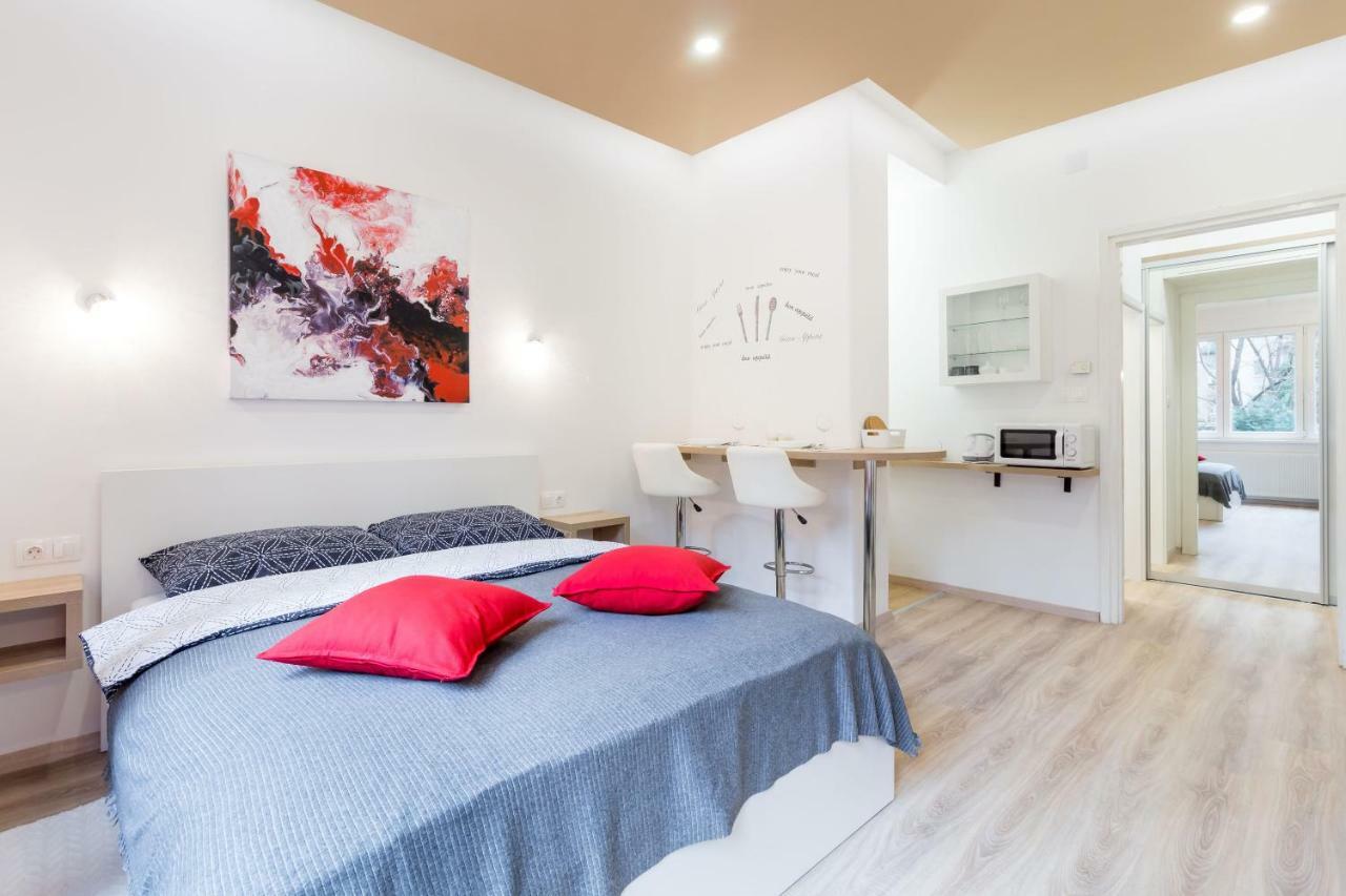 Cosy Romantic Apartment Zagreb Luaran gambar